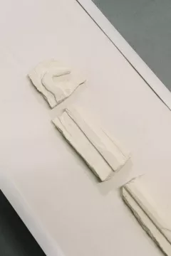 Sculpture en pierre de taille et aluminium